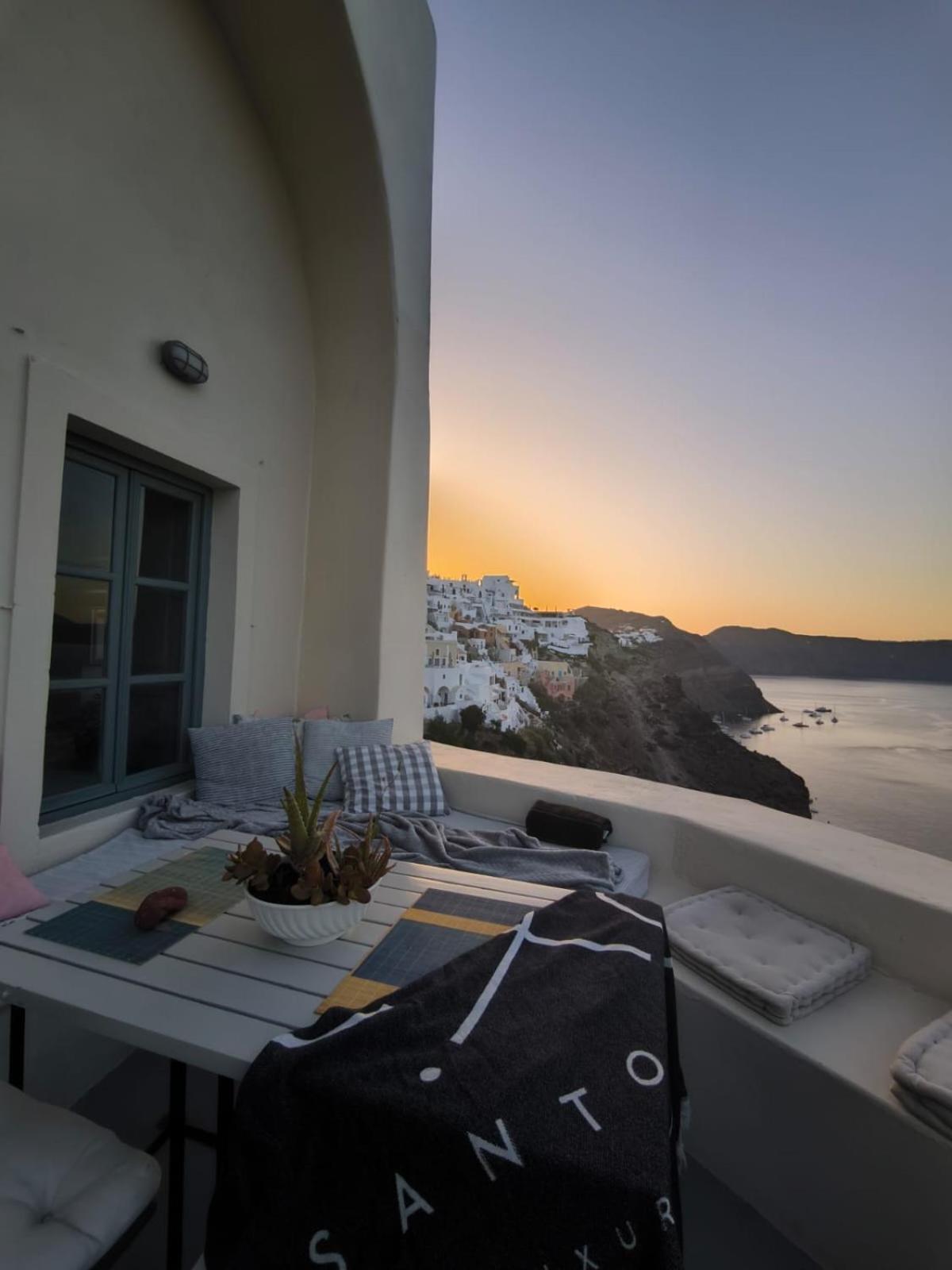 Apartmán Elias Cave House 270O Caldera View Oia Exteriér fotografie